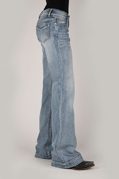 WOMANS STETSON TROUSER JEAN  WITH RAW EDGE SEAM ON TOP OF BACK POCKET,