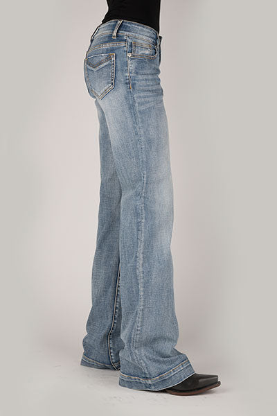 WOMANS STETSON TROUSER JEAN WITH RAW EDGE SEAM ON TOP OF BACK POCKET,