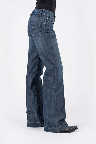 WOMANS STETSON TROUSER JEAN WITH STAR DECORATIVE PIECED BACK POCKET DETAIL,